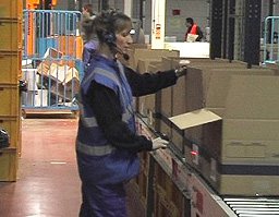 UNIPAPEL mejora un 12% la productividad de la preparación de pedidos con una solución de voz de ZETES