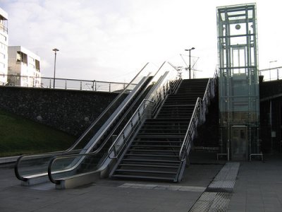 El fabricante de escaleras eléctricas y ascensores Schindler Group utiliza la plataforma Windchill PDMLink de PTC para mejorar la colaboración entre los equipos de trabajo